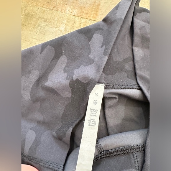Lululemon Align invigorate high rise incognito camo cropped legging bottoms - Picture 12 of 12